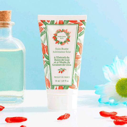 MELLE CERISE & CO - Soin Buste Sublimateur Éclat à l'Extrait de Baies de Goji + Huile de Graines de Chia photo 2