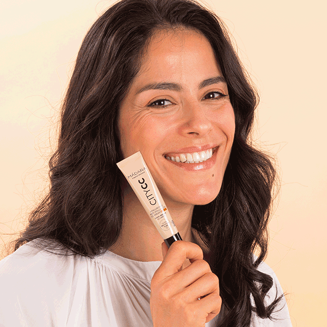 CC Crème 3-en-1 SPF 15 Acide Hyaluronique de la marque Madara photo 3