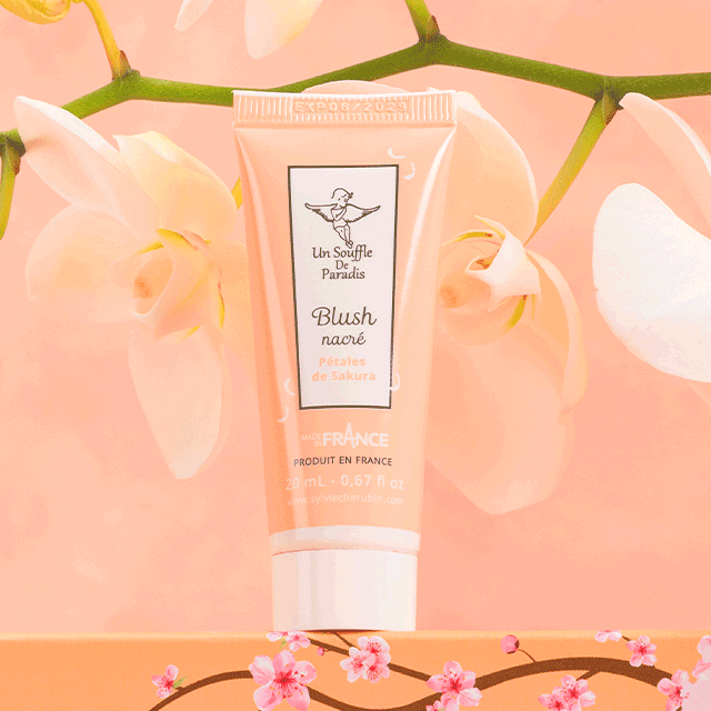 Blush Nacré Effet Bonne Mine Pétales de Sakura