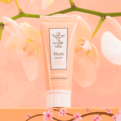 Blush Nacré Effet Bonne Mine Pétales de Sakura