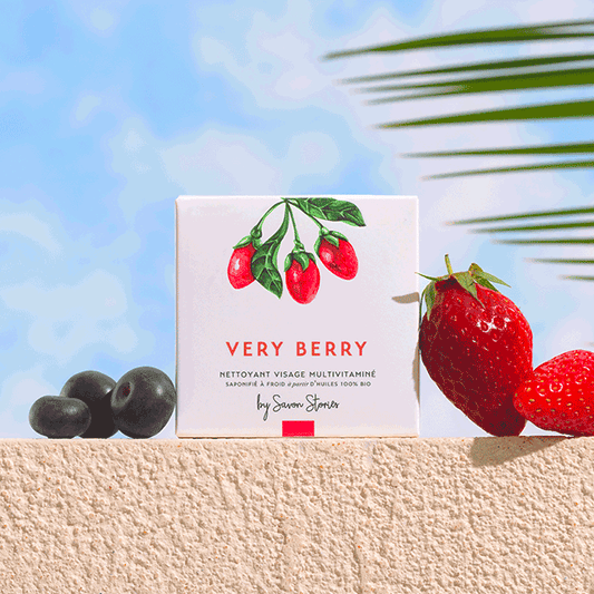 SAVON STORIES - Nettoyant Visage Multivitaminé Vitamine E, Baies de Goji, Fraise & Grenade photo 2